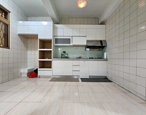 中壢家樂福4房美透天自家車庫三面採光 - Image 4