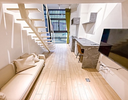 ✨全新完工可租補✨樓中樓獨洗✨高質感裝潢✨客廳大空間附沙發 - Image 4