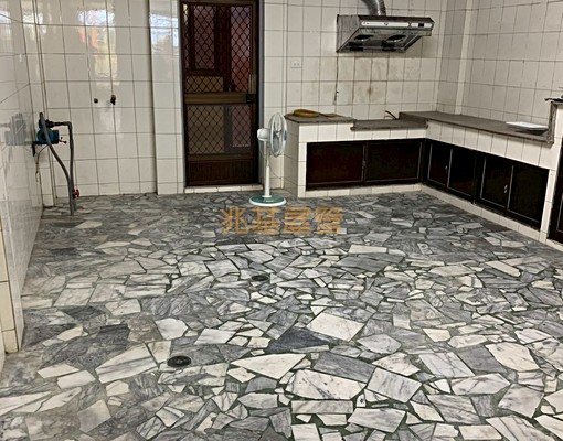 兆基🏡西港市區透天5房店住-空屋可補助 - Image 11