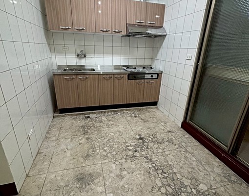 兆基好宅🏡近縣民公園5房透天/可寵/可租補 - Image 3
