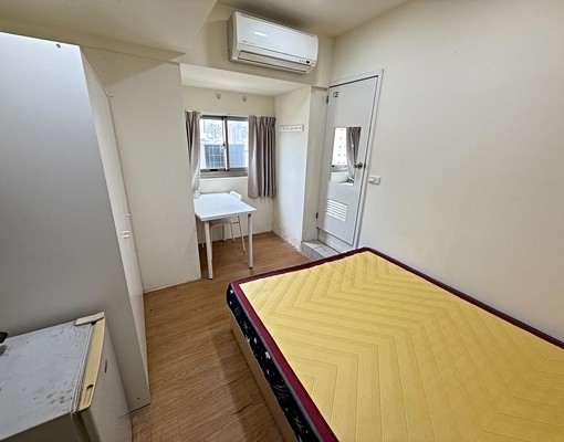 北區│可租補│一中商圈│獨洗電梯採光大套房│子母車 - Image 1