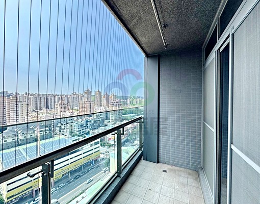 西屯臺灣大道【中港陽明】高樓大兩房雙衛浴雙平車~稀有釋出 - Image 5