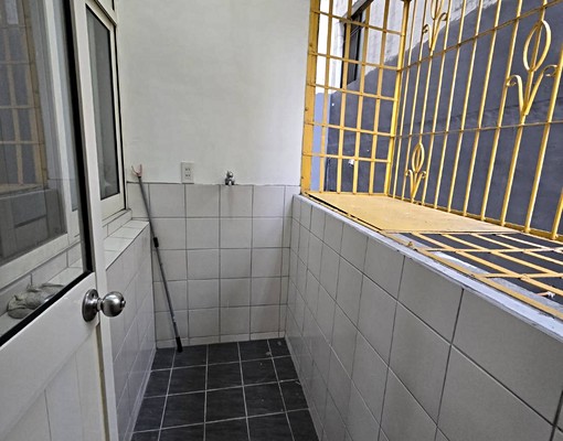 文心路雙捷運大套房 - Image 4