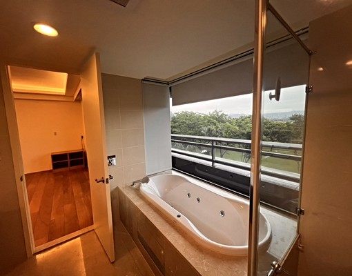 大直水岸❤️面公園河景❤️四房雙主臥|雙車位 - Image 9