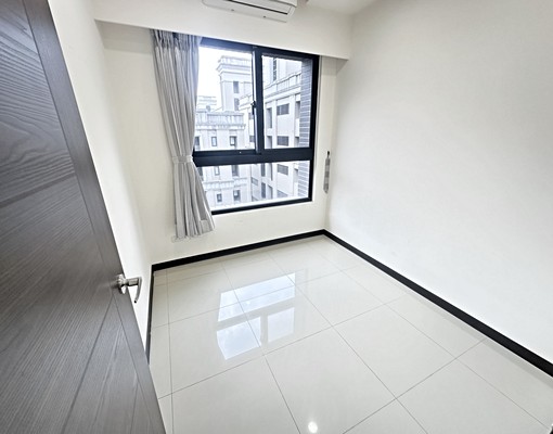 軍功商圈✅正3房/入門大玄關/可貓/平車✅可租補戶籍 - Image 16