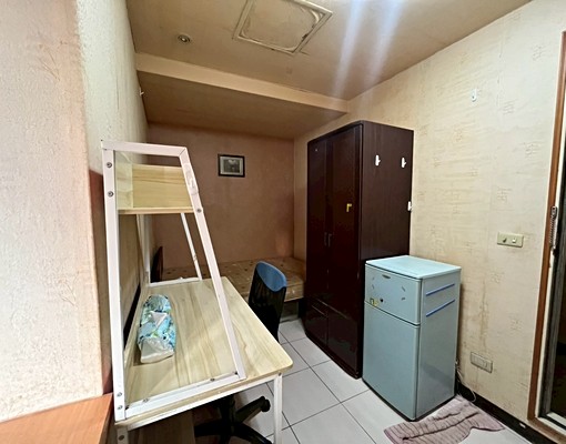 菜寮❣️便宜小資首選/傢俱齊全採光通風/傢俱齊全台電計費 - Image 2