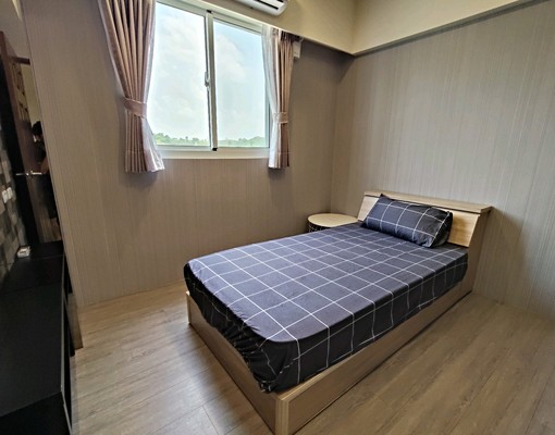 全新裝潢,5房電梯樓中樓,傢俱齊全,附平車 - Image 12