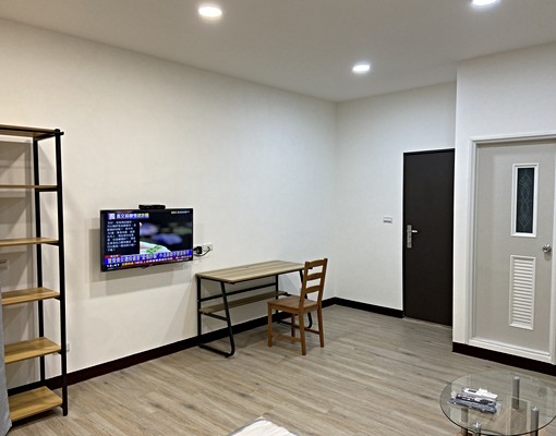 全新裝潢/一層一戶/有一個舒適陽台 - Image 8