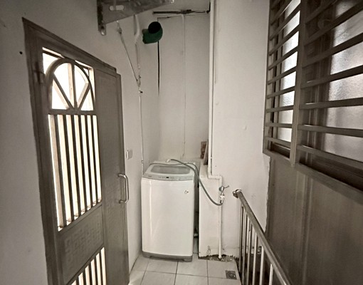 頂溪🏠新裝潢/台電/獨洗曬/變頻冷氣/一層兩戶/生活機能佳 - Image 5