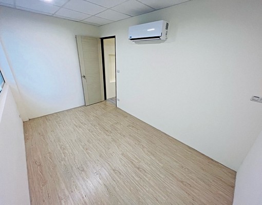 全新裝潢家具電齊全菜寮站大兩房可貓 - Image 6