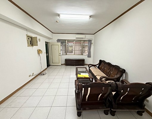 區公所🏘️全新變頻🔥免爬梯有採光/鬧中取靜生活機能 - Image 2
