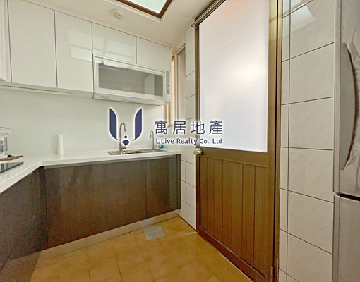 中山國中泳池社區裝潢美1+1房嚴謹物業 - Image 6