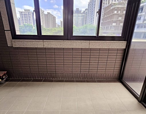 過嶺稀有3房釋出・近好市多大露台可寵物【高誠森仰】 - Image 3