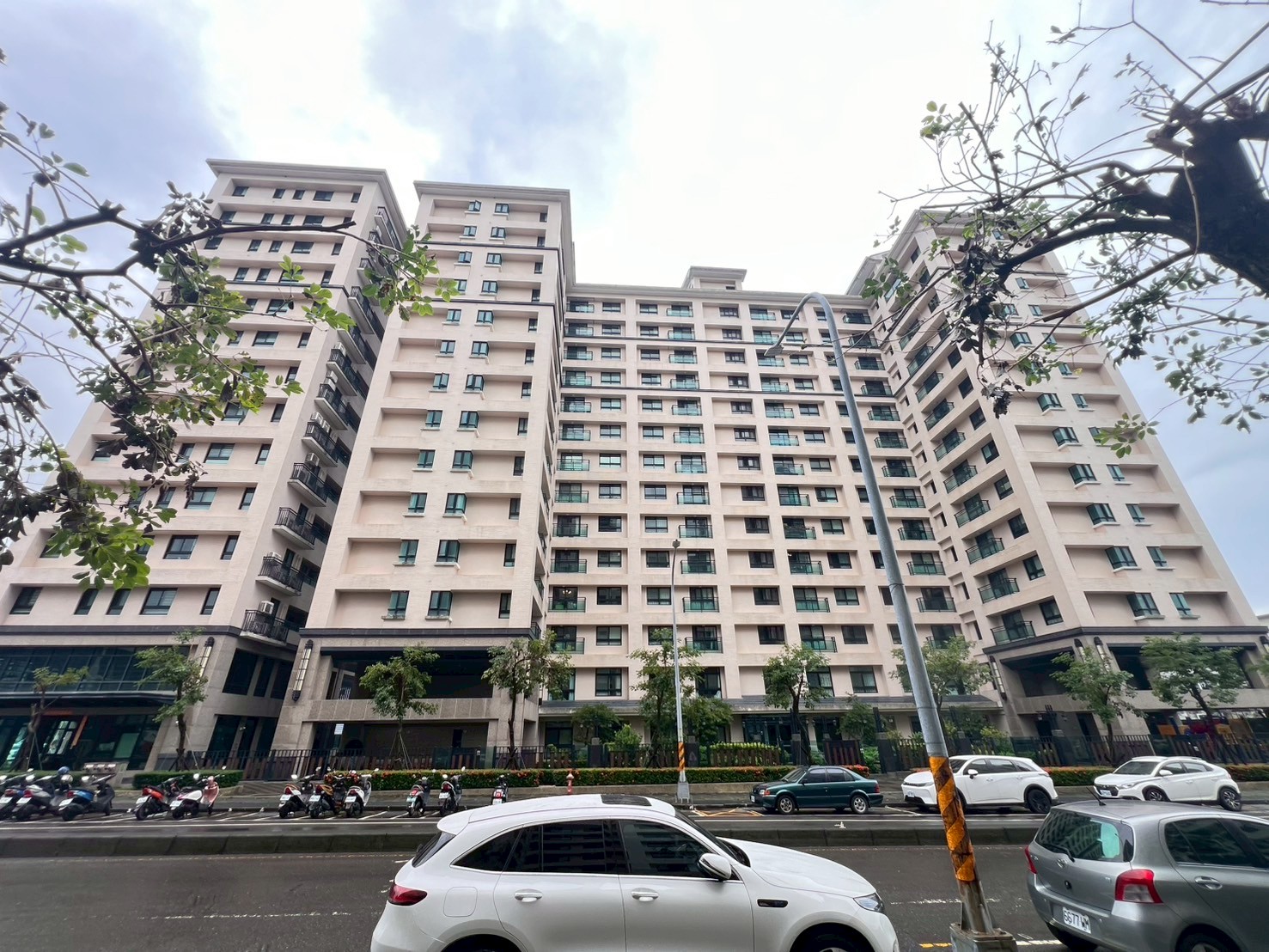 🍎屋主誠售水交社園區「世界公園」高樓四房雙平車