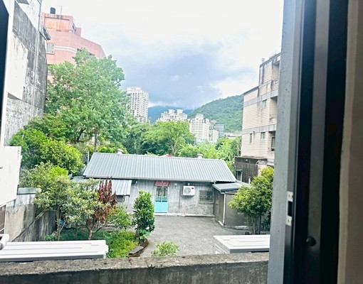 礁溪臨麥當勞.省道上全新2樓整層住家.人潮強強滾.生活機能佳 - Image 8
