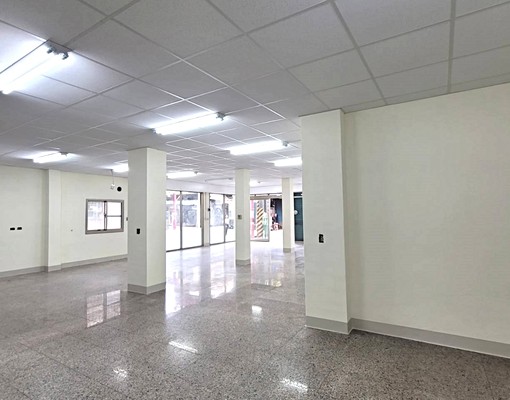 ✨林園中厝路三角窗1樓雙店面✨ - Image 4