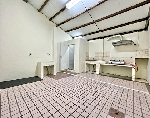 整新透天四房💥全新冷氣鄰近家樂福✨️社會住宅可租補 - Image 8