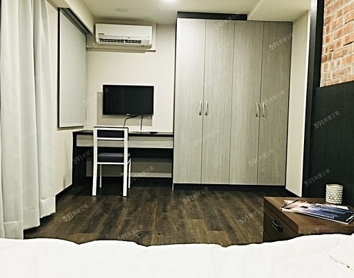 ⭐️中山區｜大直捷運套房｜13坪含專屬大露台｜傢電器齊全⭐ - Image 1