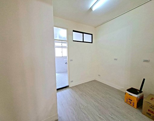 景安/可報稅租補入籍/空屋格局方正採光通風/可開伙/機能佳 - Image 9