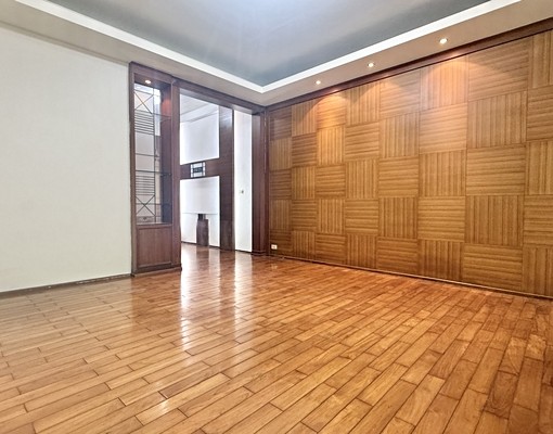 驚爆💥南屯五期💥稀有市區大透天💥超大坪數🉑寵 - Image 4