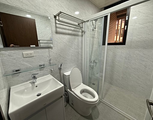 可租補/全新一手屋/近中壢車站/鬧中取靜/採光大陽台 - Image 4