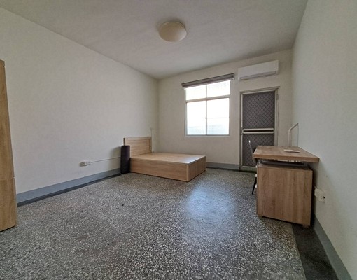 旗山市區近老街優質分租雅房 - Image 1