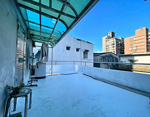 頂溪/可寵/裝潢新採光通風空間大/家具齊全/生活機能佳 - Image 6