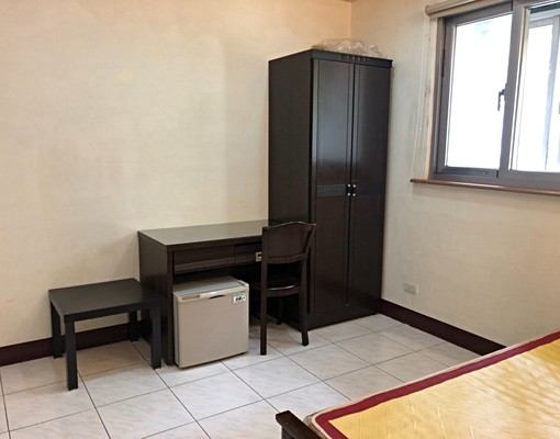 台大/台科大公館2樓雙窗可短租九個月優質套房 - Image 3