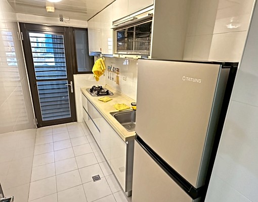 中山路/光復橋旁店點好/生活機能強/有機車位/樓下中信銀行 - Image 4