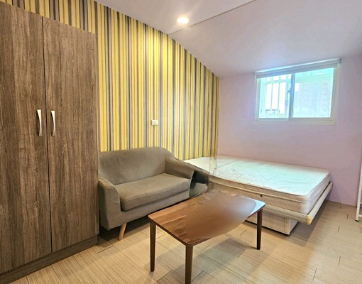 新埔民生捷運裕民夜市❤️可租補獨洗獨晒明亮可炊 - Image 1