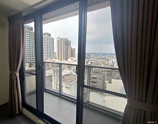 豪宅入住!國泰PLUS,三房平車,附家具電、高樓層視野戶 - Image 2