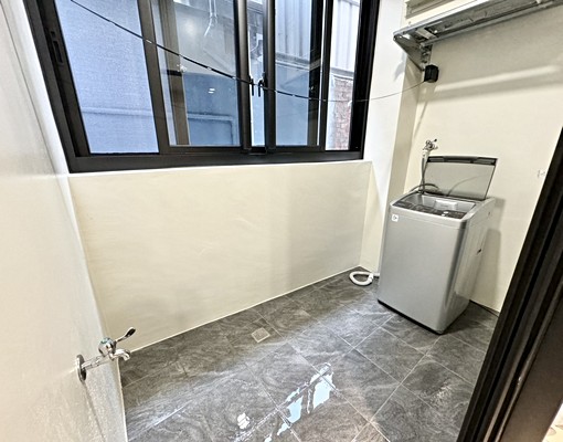 中清梅亭全新大間套房✨系統櫃室內機車位✨超大陽台🉑雙租補 - Image 9
