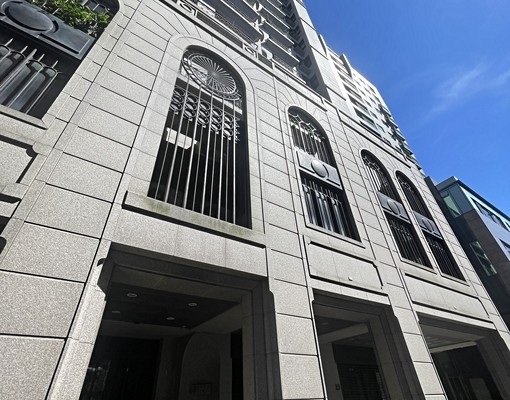 信義計劃區旁之信義國際層峰頂樓視野可使用空間近七十坪 - Image 4