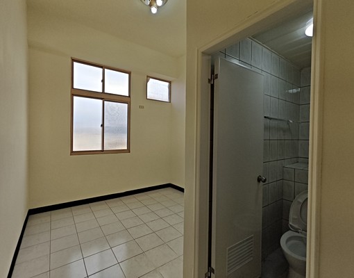 空屋/近南二高中路特區/採光超佳正三房/有汽車位.冷氣 - 591租屋網 - Image 10