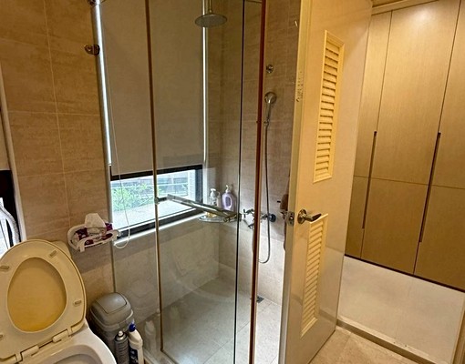 銳豐豐盛三房二廰二衛二陽台平車縹 - Image 1