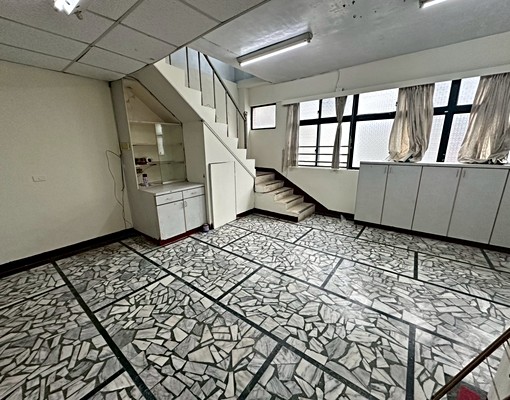 三峽永安街樸實出租公寓/頂樓可使用/光明戶政商圈 - Image 2