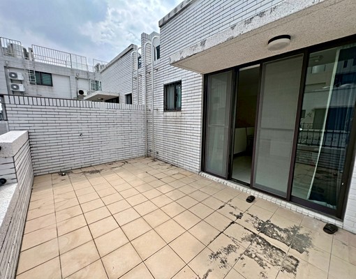 台南買屋賣屋-商60旁稀有方正大車庫採光美透天 - Image 12