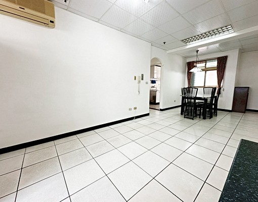 近捷運丹鳳站【超值3房2衛】有電梯★警衛管理★獨立陽台 - Image 3