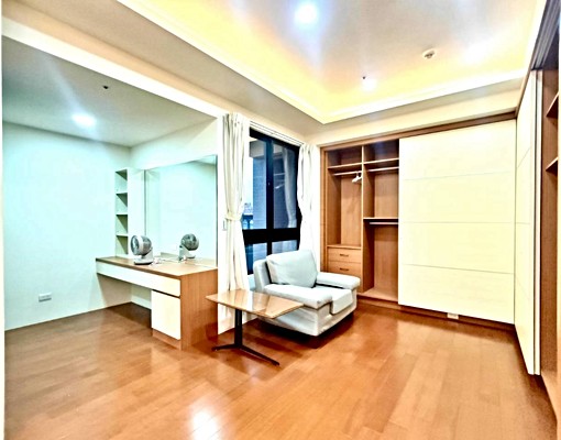 【很慧賣】遠百喜來登~德鑫MOMA四改三房雙平車~收納超多! - Image 8