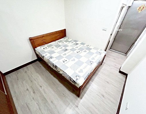 捷運幸福◆寬敞套房◆獨洗屋況新★採光 - Image 2