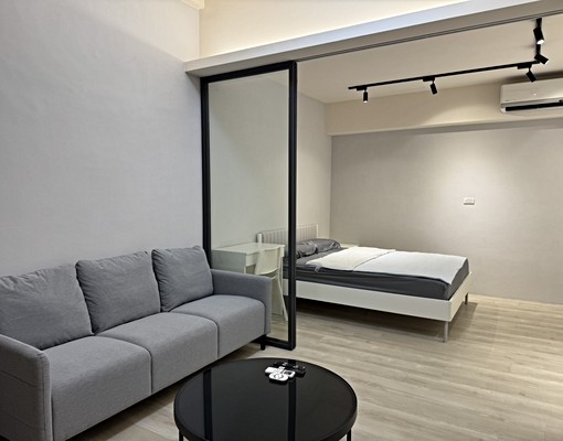 A10屋主自租-無仲介服務費,全新屋新裝潢,一卡皮箱可入住 - Image 12