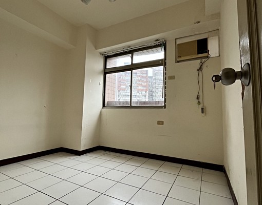 桃園區龍安商圈新美國社區 - Image 3