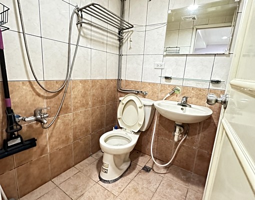 獨洗|流理台|低樓層|採光佳|機能佳|窗 - Image 5