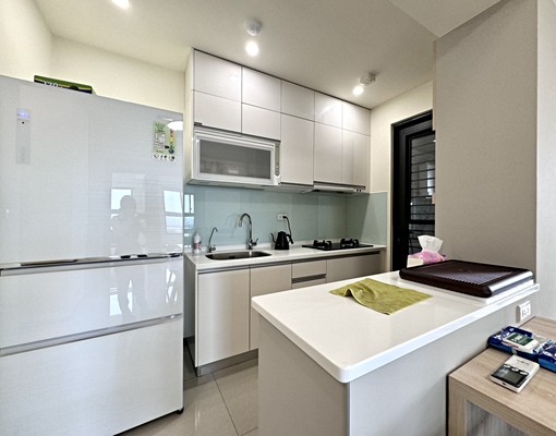 台南高鐵精裝大坪數採光三改二房+平車含管 - Image 5