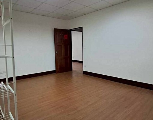 南勢角景平路景新街口可多人租補可入籍 - Image 3