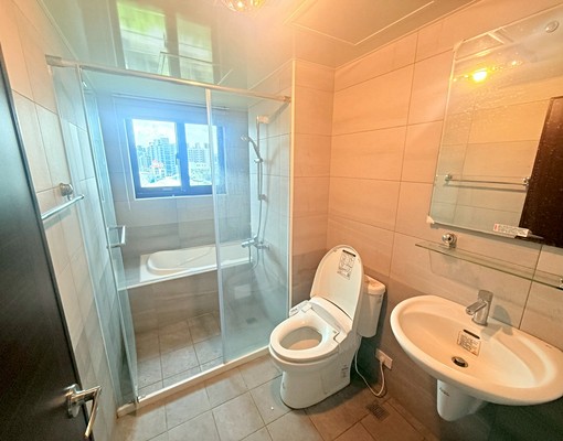 近八擴/花園夜市~舒適2房車~可補助~友善小型寵物! - Image 4