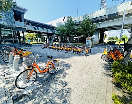 近A4捷運走路約3分鐘~室內採光明亮通風,樓下還有全家超商 - Image 10