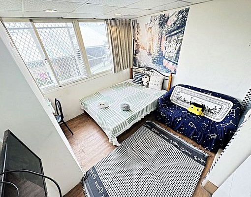 櫻花捷運/河南☀可貓☀大空間精品木地板☀小客廳沙發☀獨洗獨曬 - Image 2