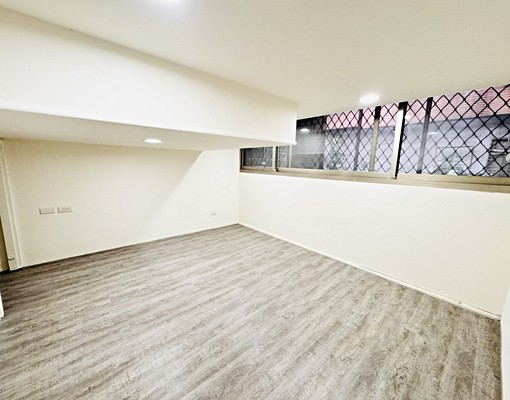 ⭐️新店一樓商辦|辦公室出租|可營登|立即進駐⭐️ - Image 8