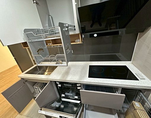 出租可租補中路三房車 - Image 7